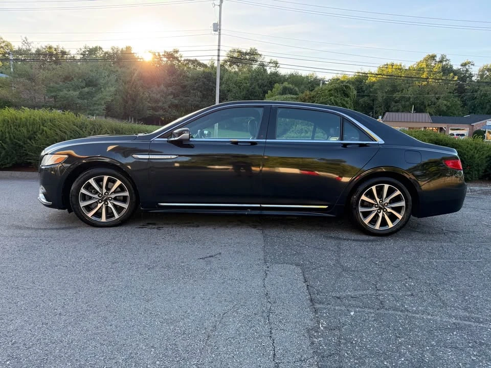 2018 Lincoln Continental 10th Gen - Image 2 of 7