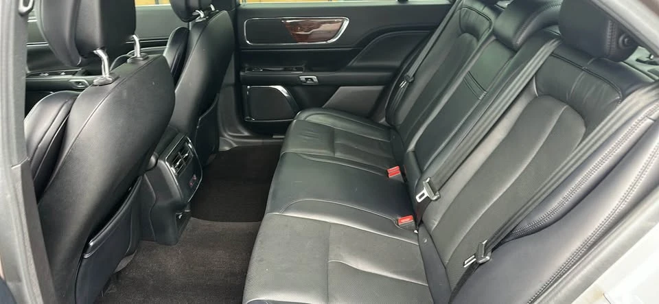 2018 Lincoln Continental 10th Gen - Image 10 of 13