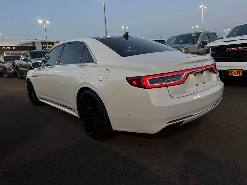 2018 Lincoln Continental 10th Gen - Image 6 of 10