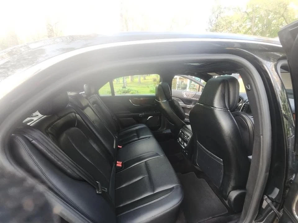 2018 Lincoln Continental 10th Gen - Image 6 of 10