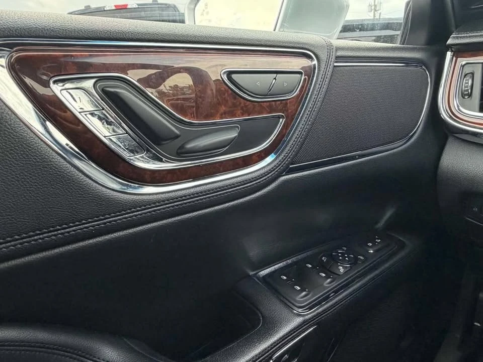 2018 Lincoln Continental 10th Gen - Image 13 of 13