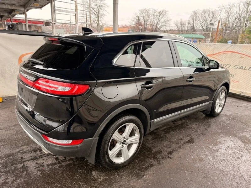 2018 Lincoln MKC - Image 11 of 12