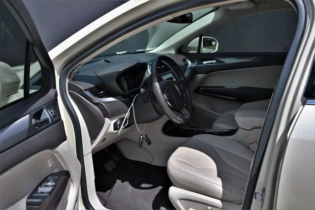 2018 Lincoln MKC - Image 15 of 21