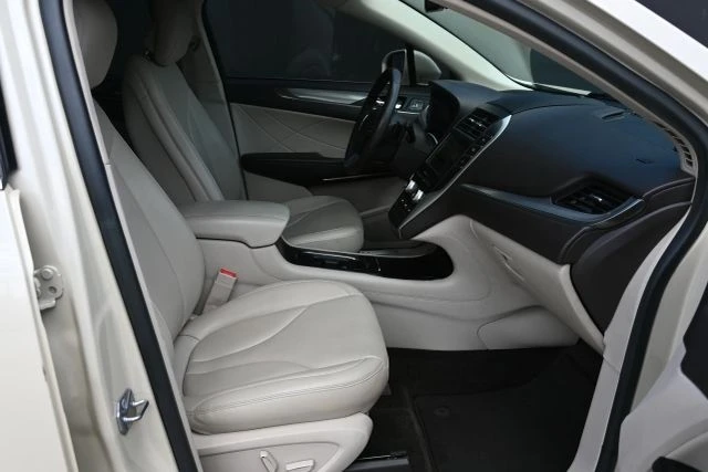 2018 Lincoln MKC - Image 19 of 21