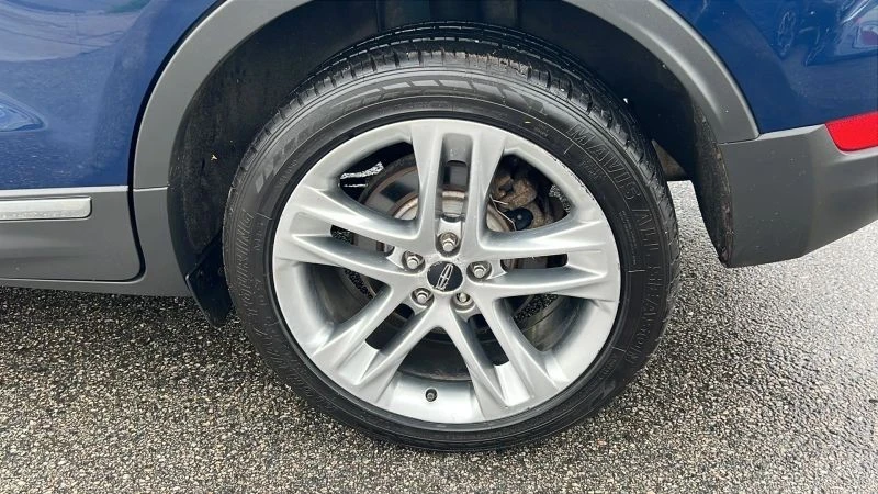 2018 Lincoln MKC - Image 11 of 12