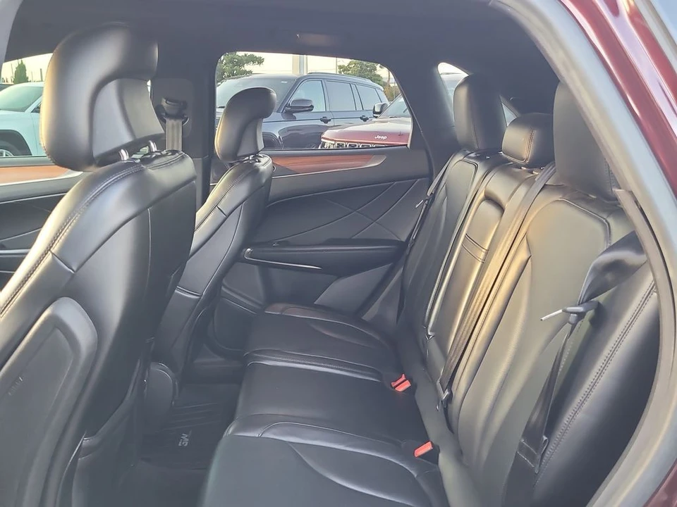 2018 Lincoln MKC - Image 11 of 12