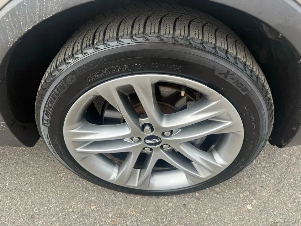 2018 Lincoln MKC - Image 12 of 12