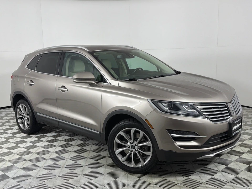 2018 Lincoln MKC - Image 2 of 12