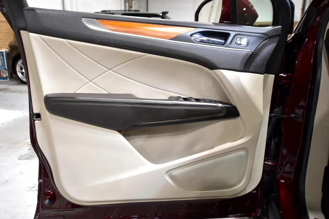 2018 Lincoln MKC - Image 13 of 21