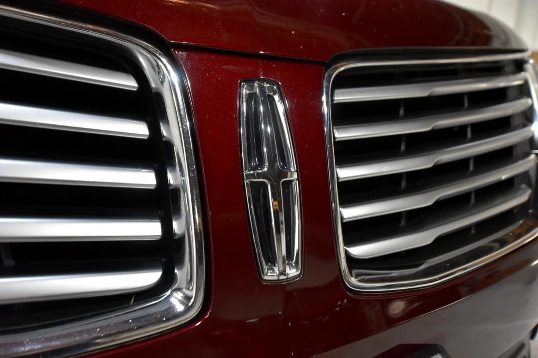 2018 Lincoln MKC - Image 3 of 12
