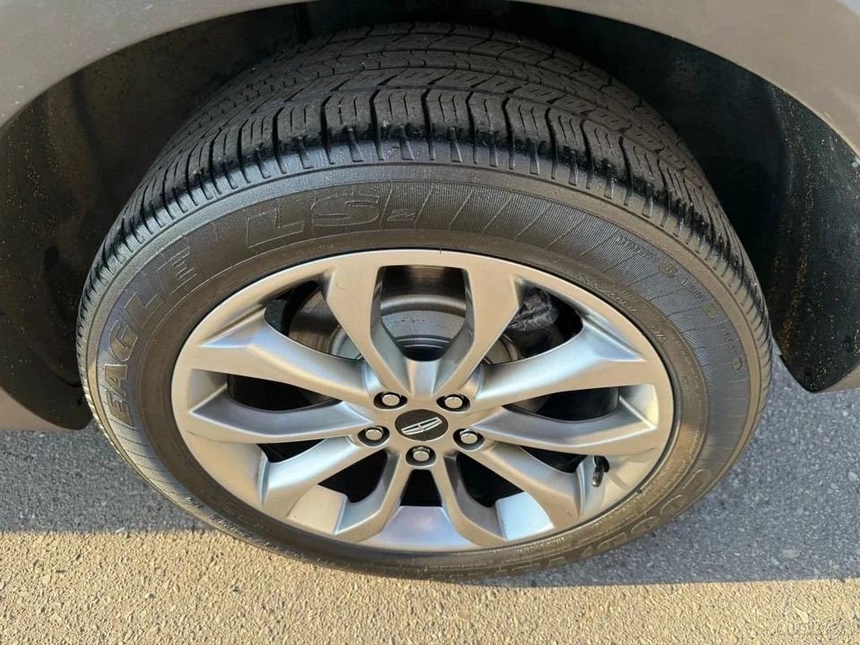 2018 Lincoln MKC - Image 10 of 12