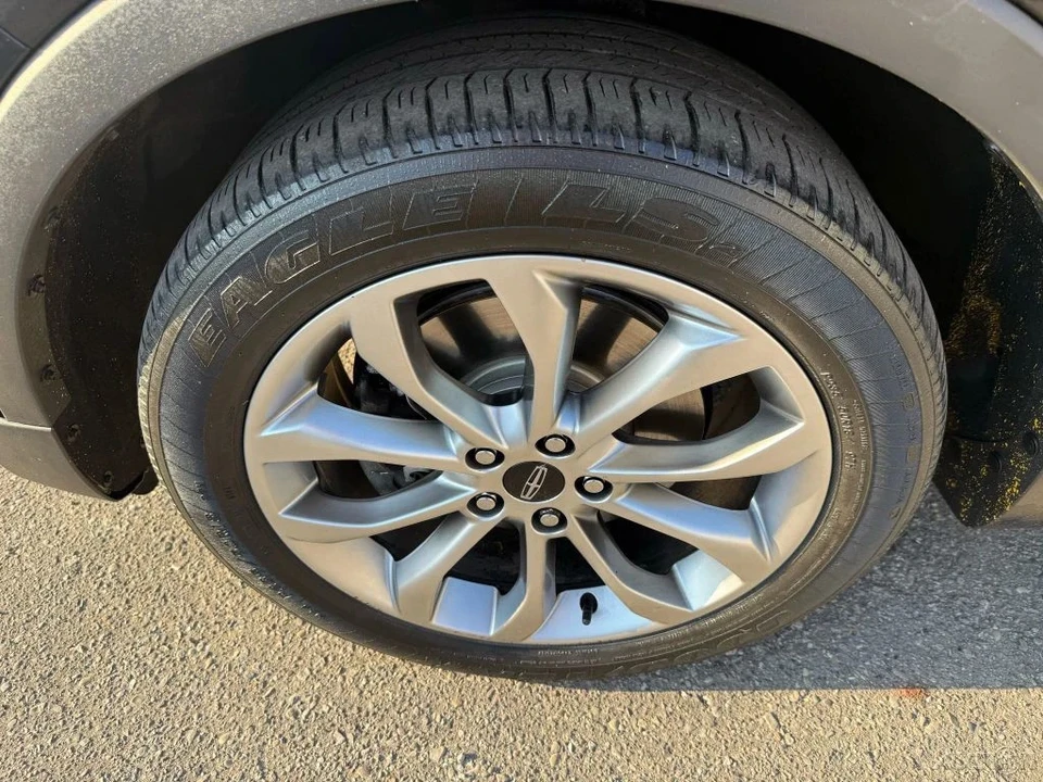 2018 Lincoln MKC - Image 9 of 12