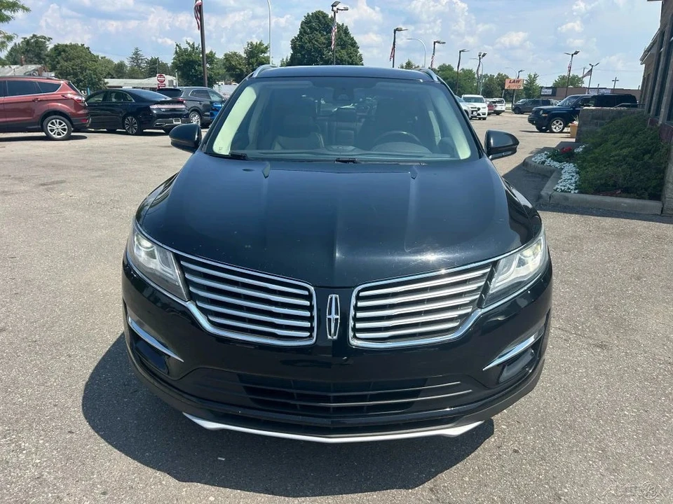 2018 Lincoln MKC - Image 2 of 12
