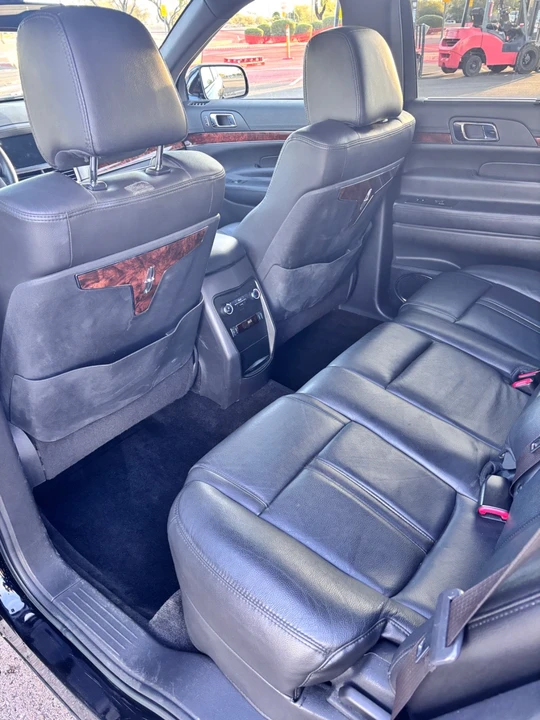 2018 Lincoln MKT - Image 8 of 21