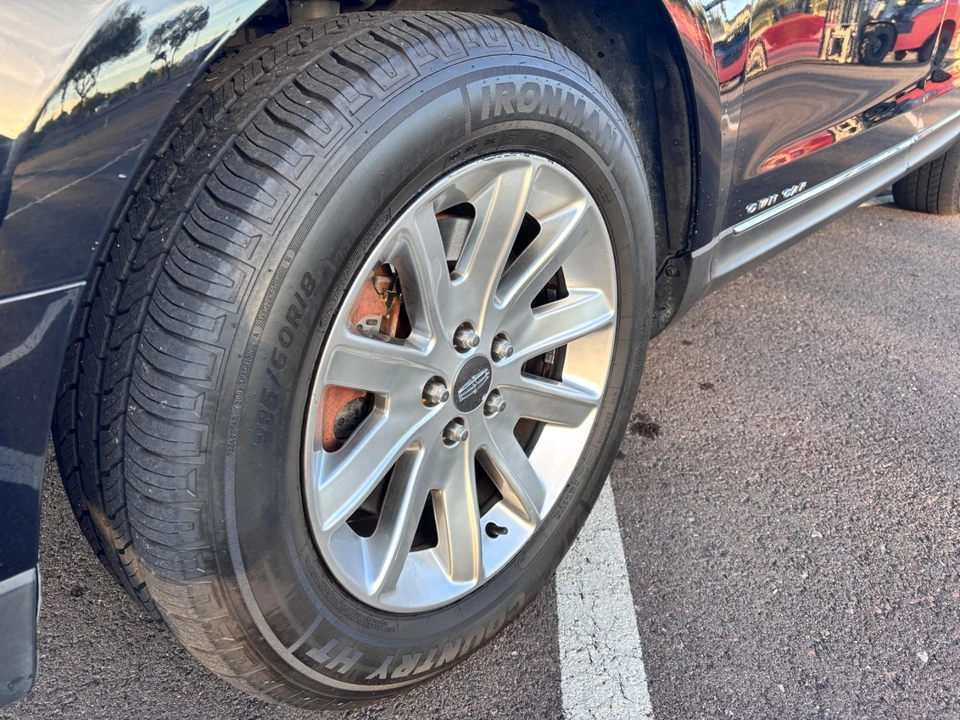 2018 Lincoln MKT - Image 14 of 21