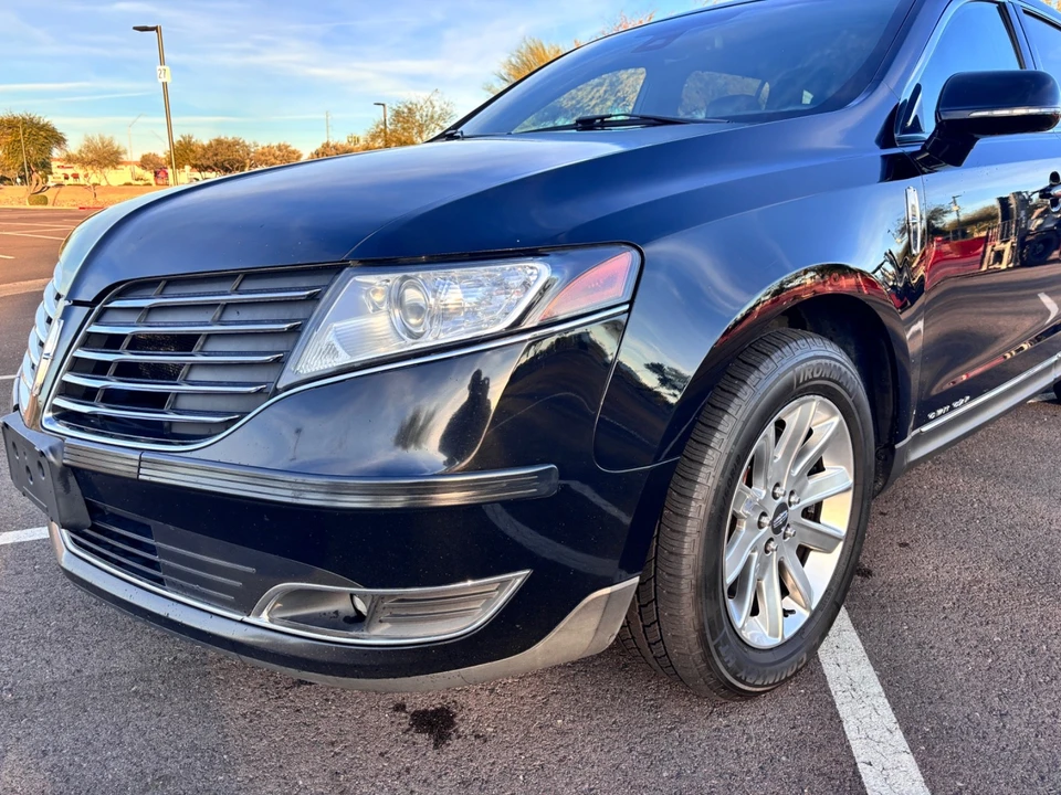 2018 Lincoln MKT - Image 20 of 21