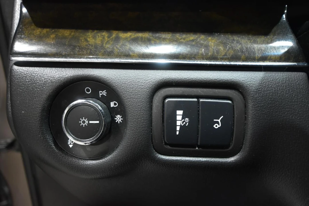2018 Lincoln MKT - Image 15 of 31
