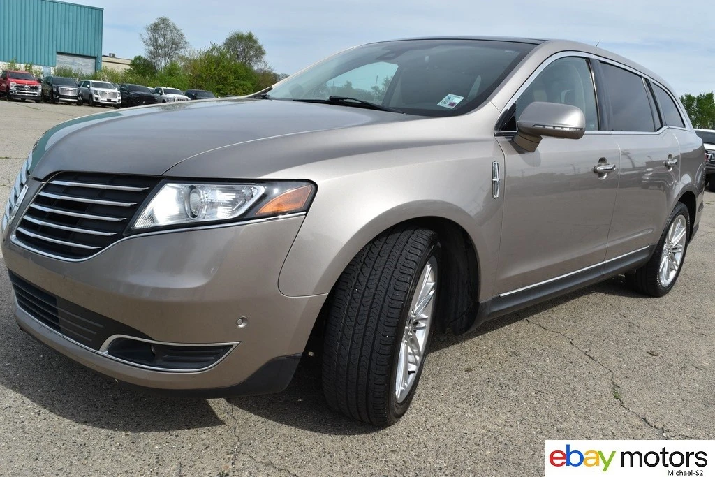 2018 Lincoln MKT - Image 9 of 21