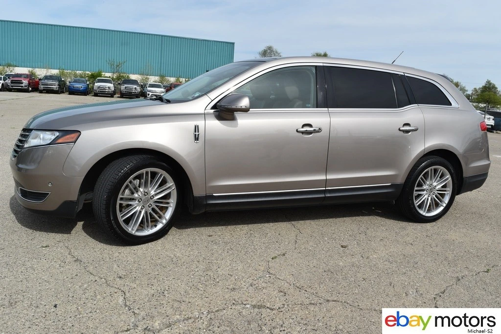 2018 Lincoln MKT - Image 8 of 21