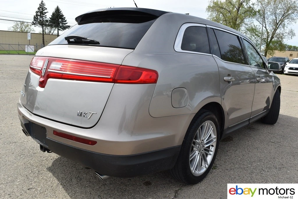 2018 Lincoln MKT - Image 5 of 21