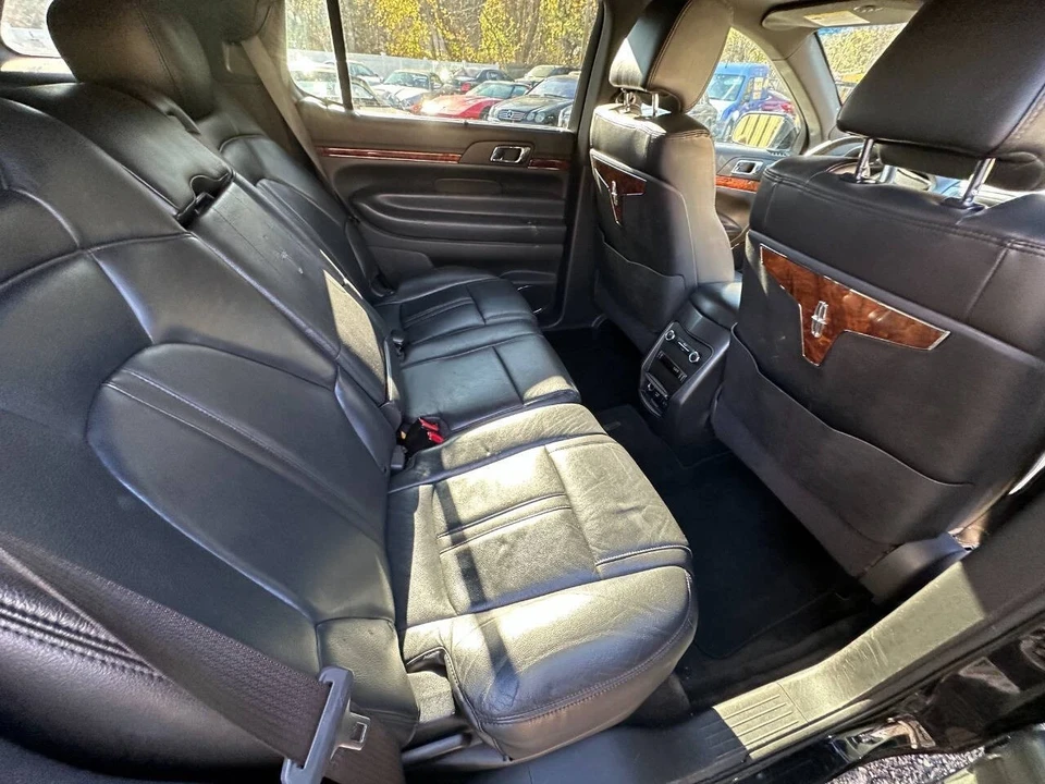 2018 Lincoln MKT - Image 7 of 11