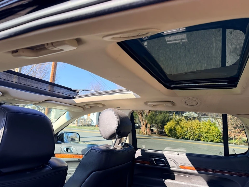 2018 Lincoln MKT - Image 19 of 21