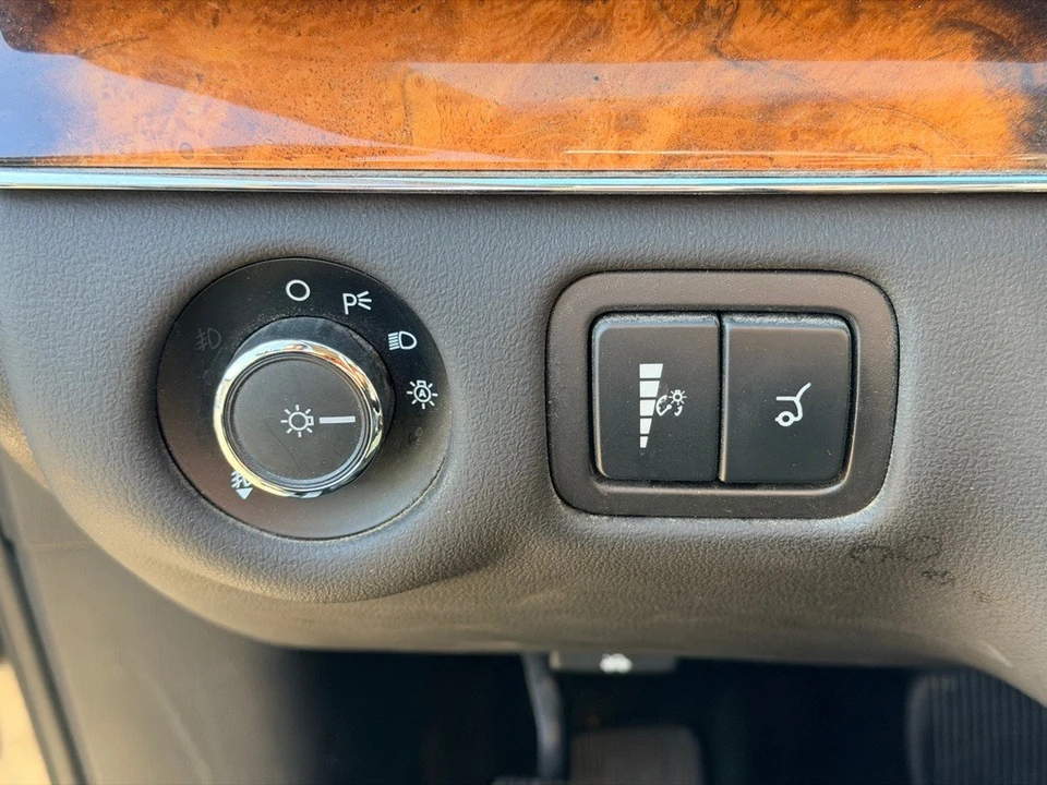 2018 Lincoln MKT - Image 15 of 21