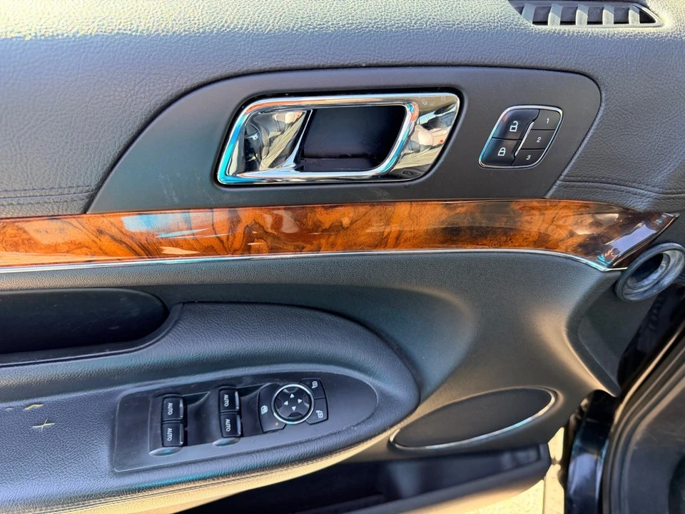 2018 Lincoln MKT - Image 13 of 21