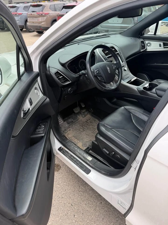 2018 Lincoln MKX - Image 7 of 12