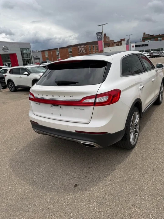 2018 Lincoln MKX - Image 5 of 12