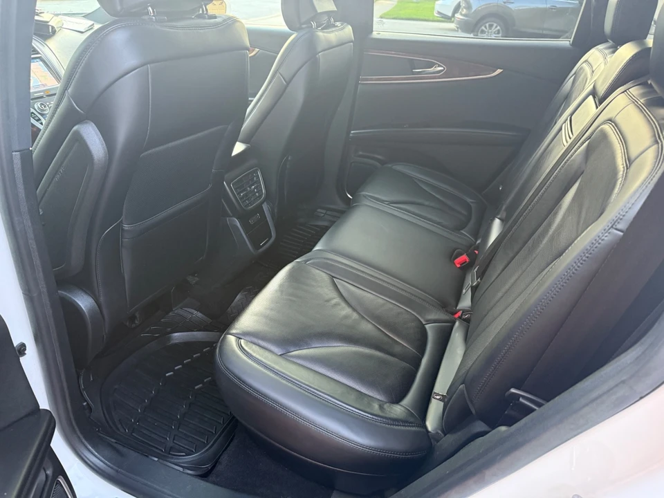 2018 Lincoln MKX - Image 19 of 21