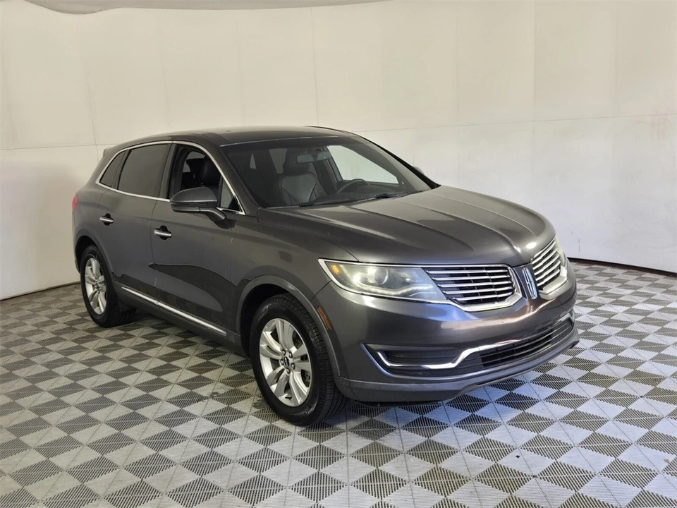 2018 Lincoln MKX - Image 2 of 12