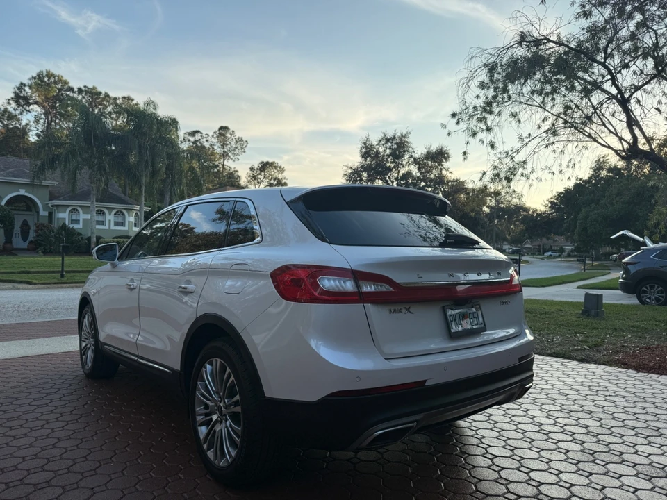 2018 Lincoln MKX - Image 4 of 21