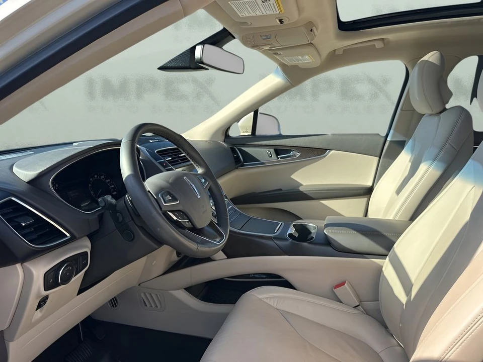 2018 Lincoln MKX - Image 9 of 12