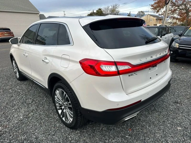 2018 Lincoln MKX - Image 3 of 12