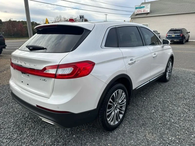 2018 Lincoln MKX - Image 5 of 12