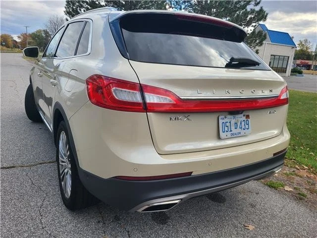 2018 Lincoln MKX - Image 3 of 12