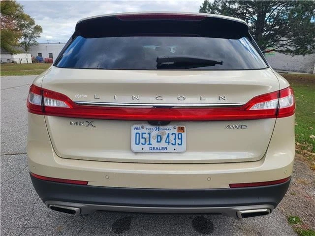 2018 Lincoln MKX - Image 4 of 12