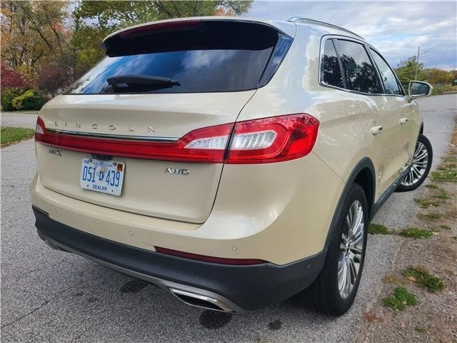 2018 Lincoln MKX - Image 5 of 12