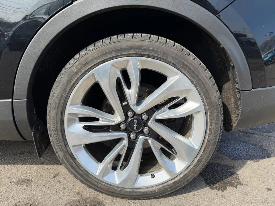 2018 Lincoln MKX - Image 11 of 12