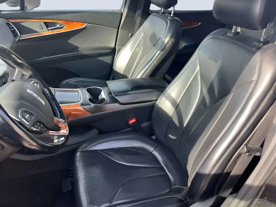 2018 Lincoln MKX - Image 19 of 21