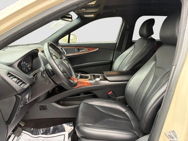 2018 Lincoln MKX - Image 10 of 12