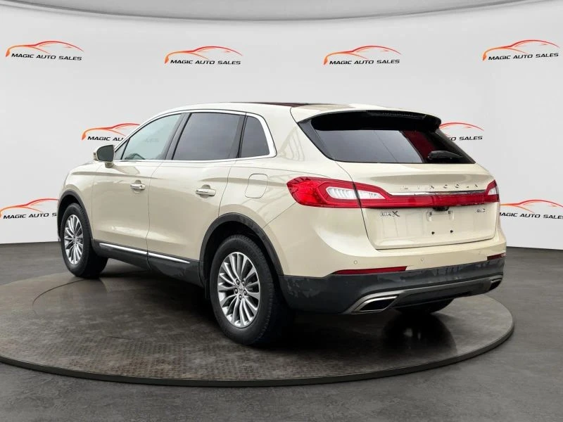 2018 Lincoln MKX - Image 6 of 12