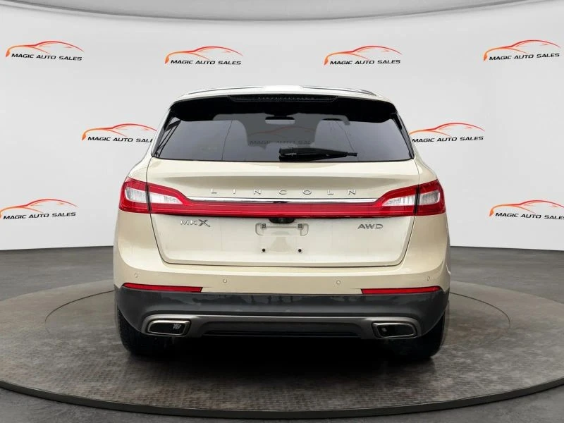2018 Lincoln MKX - Image 7 of 12