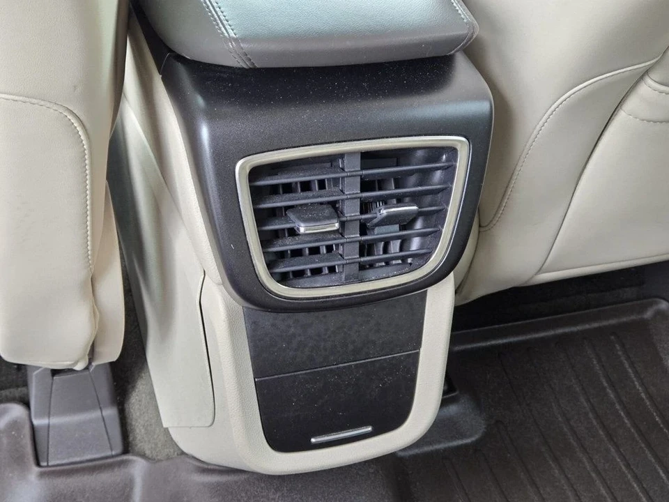 2018 Lincoln MKX - Image 9 of 12