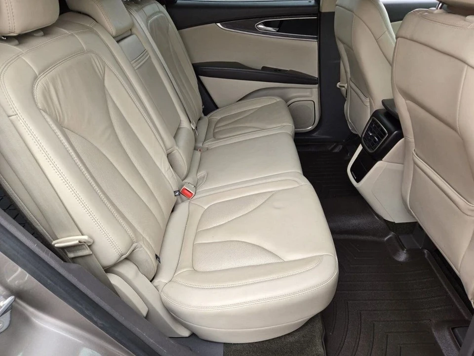 2018 Lincoln MKX - Image 13 of 21