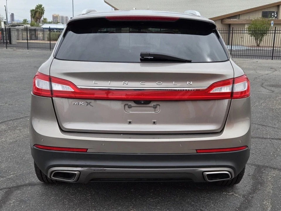2018 Lincoln MKX - Image 3 of 12