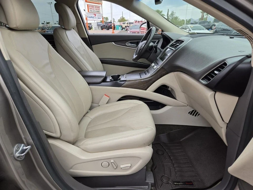 2018 Lincoln MKX - Image 14 of 21