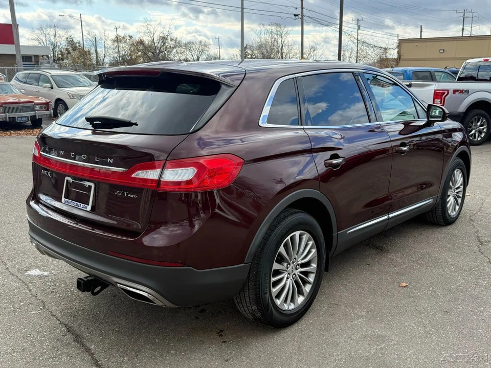 2018 Lincoln MKX - Image 5 of 12