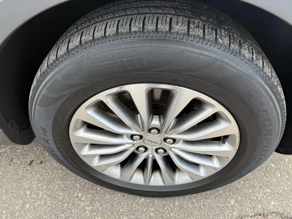 2018 Lincoln MKX - Image 12 of 12